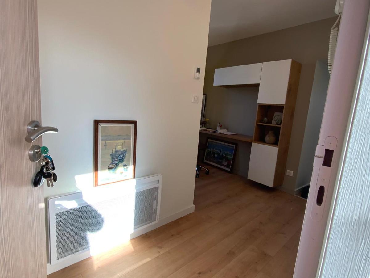 Appartement Du Port - Audierne Bagian luar foto
